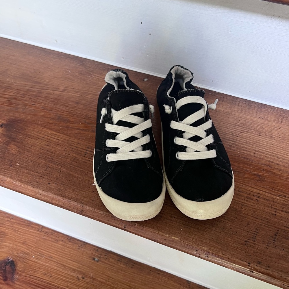 Womens Madden Girl black sneakers size 8